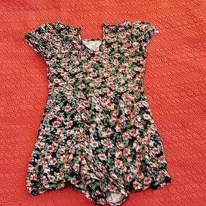 Unknown brand like new dress , cute!!